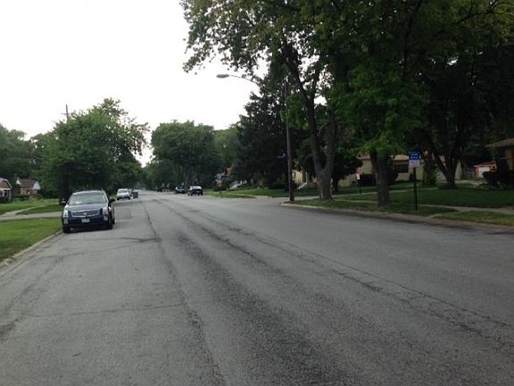3rd image of 105 E 146th St