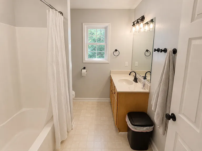 71 Kensington Blvd — Photo 7