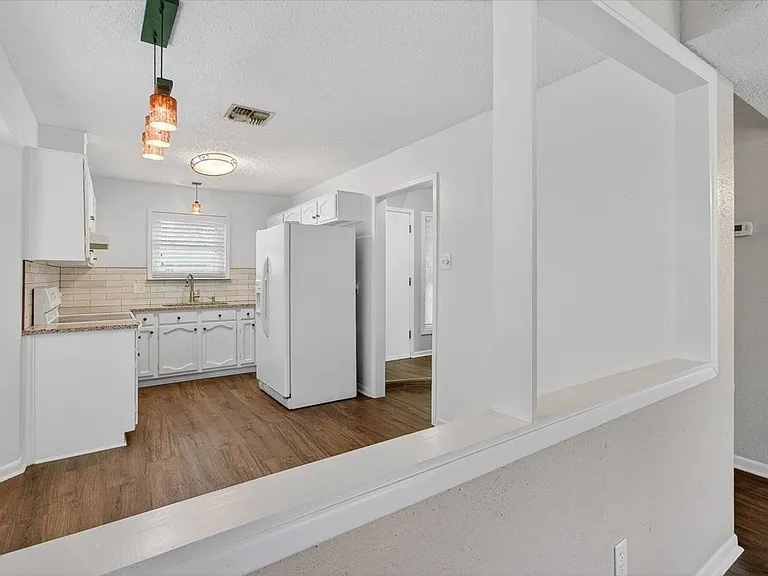 4026 Northwood Dr — Photo 13