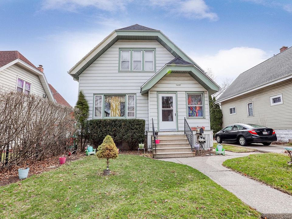 3208 South 9th St, Milwaukee, WI 53215 Zillow