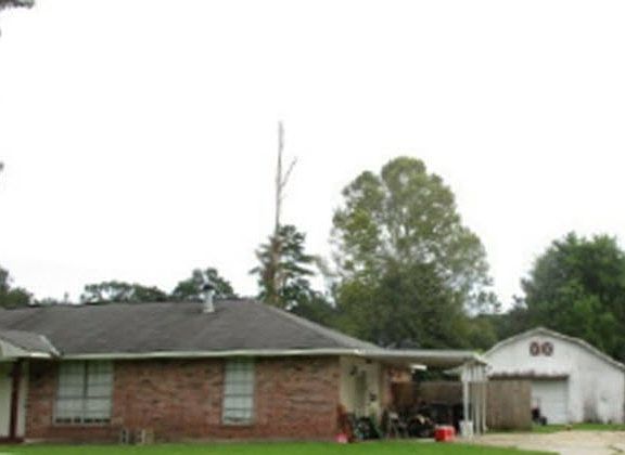 4th image of 16728 Chickasaw Ave