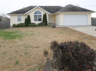 610 S Amberwood Cir, Nixa, MO 65714