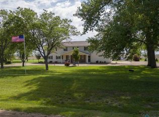 27348 462nd Ave, Chancellor, SD 57015