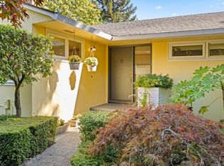 6700 SW Canyon Dr, Portland, OR 97225