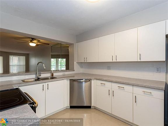 3rd image of 7431 Granville Dr #202