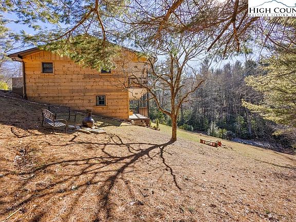 3rd image of 7816 Huskins Drive