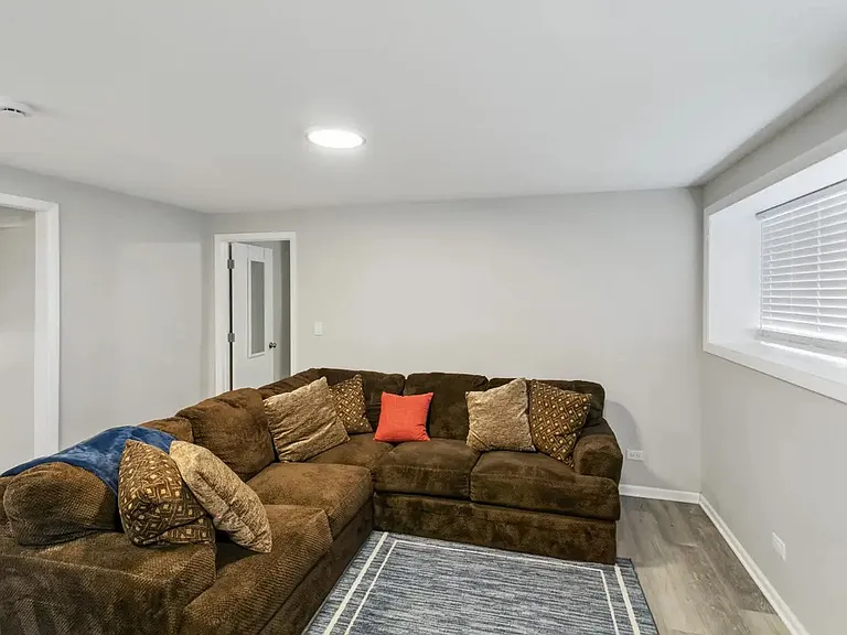 251 Harding Ave — Photo 16