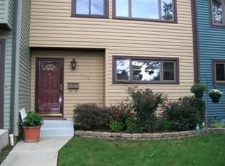 823 E Brookside Ln, Hillsborough, NJ 08844