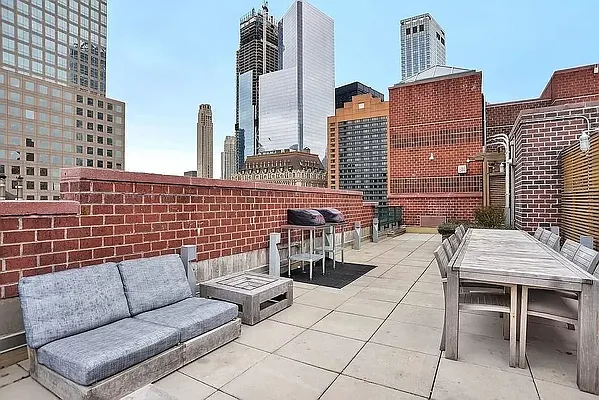 Rented by Douglas Elliman | media 14