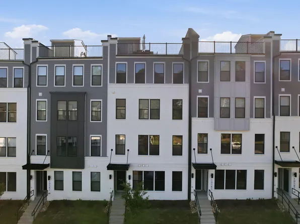 10563 Pleasant Branch Dr Unit 101, Raleigh, NC 27614