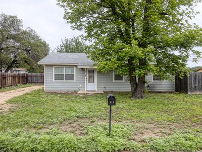 411 W Calera, Uvalde, TX, 78801