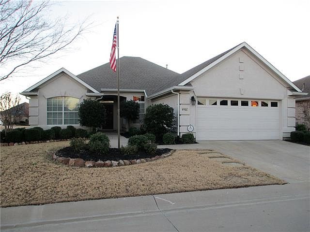 1st image of 9701 Applewood Trl