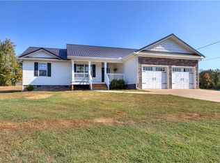 273 Crowe Springs Rd, Cartersville, GA 30121