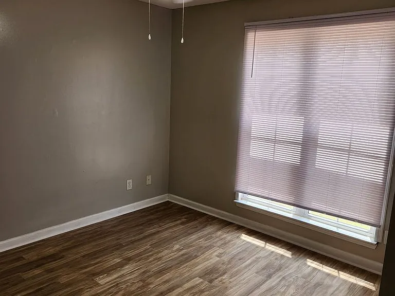 306 Haverhill Cir — Photo 11