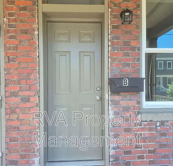 600 N 32nd St #B — Photo 2
