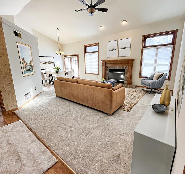 1st image of 9215 West County Line ROAD