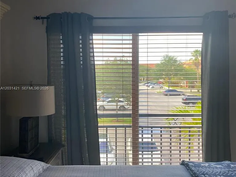 3621 NW 30th Ct — Photo 10