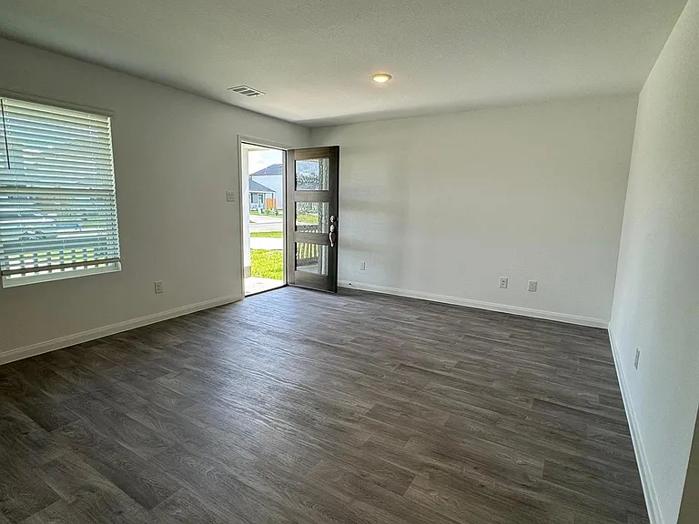 16750 N Marie Village Dr — Photo 7