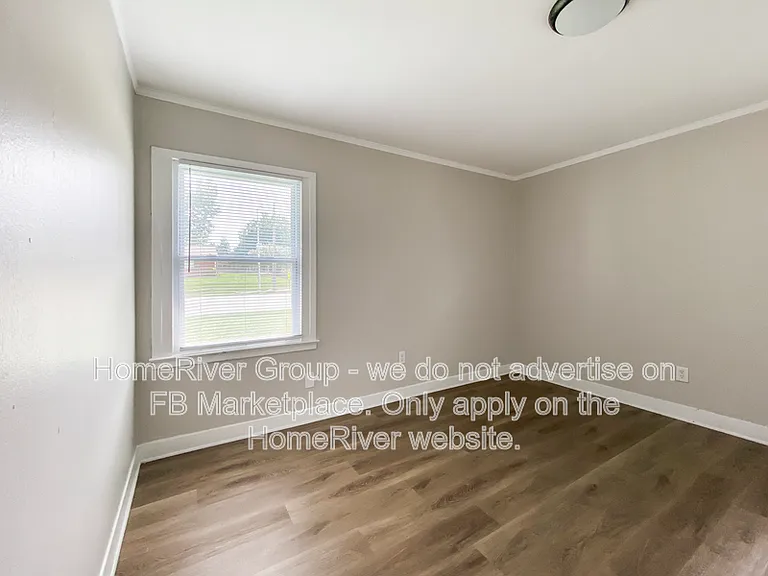 1359 S White Station Rd — Photo 14