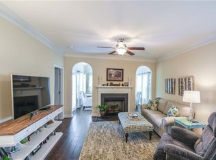 3512 Pebblestone Ln UNIT 142, High Point, NC 27265