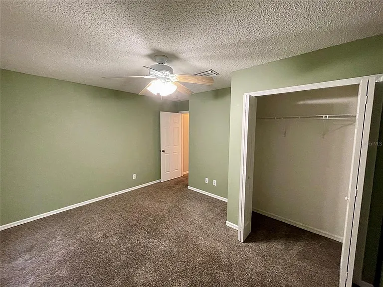 12119 Warwick Cir — Photo 17