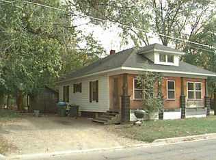 207 S Lowe St, Dowagiac, MI 49047