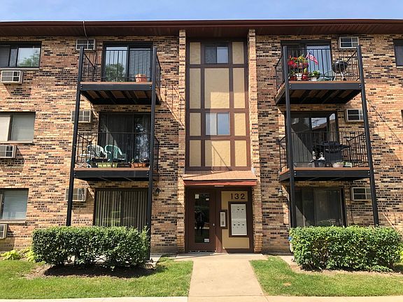 3rd image of 132 Klein Creek Ct APT A