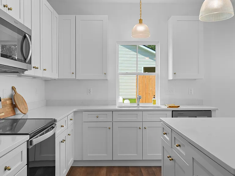 738 S Bomar Ave — Photo 13