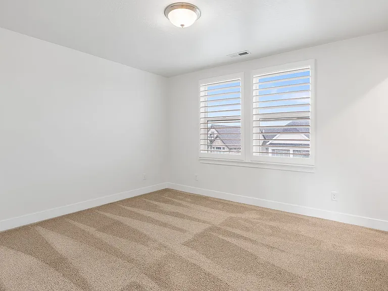 1826 W River Birch Rd — Photo 23
