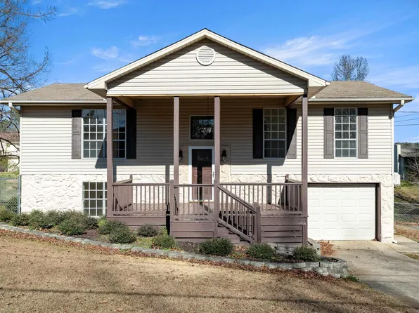 114 Morningside Dr, Trussville, AL 35173