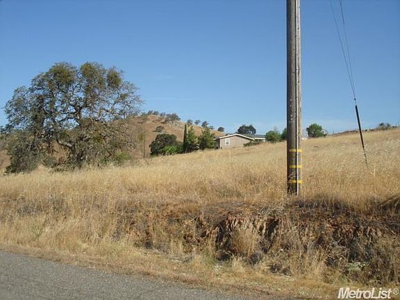 4th image of 2363 Adelfa St