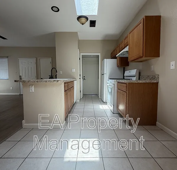 6532 Keeling St NW — Photo 10