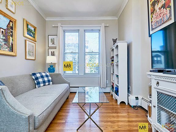 5th image of 78 Revere St