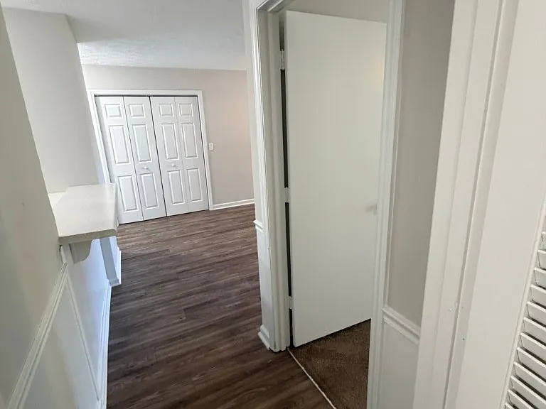 1246 Hamilton Dr — Photo 15