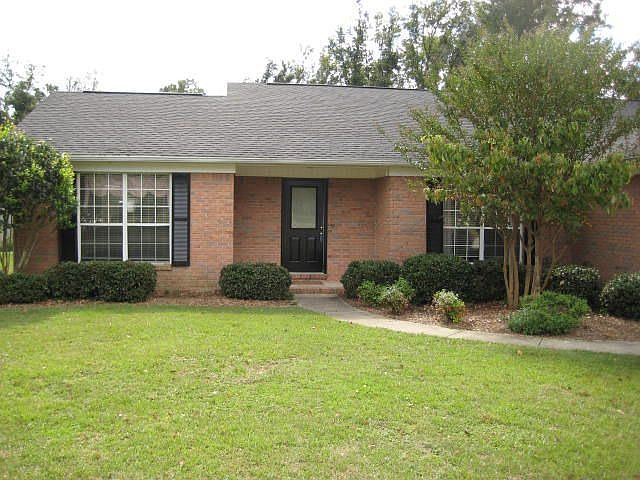 1st image of 4425 Amberwood Cir