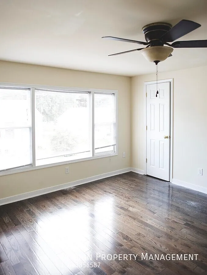 Inviting 4BR Nest in Maymont Park — Photo 3