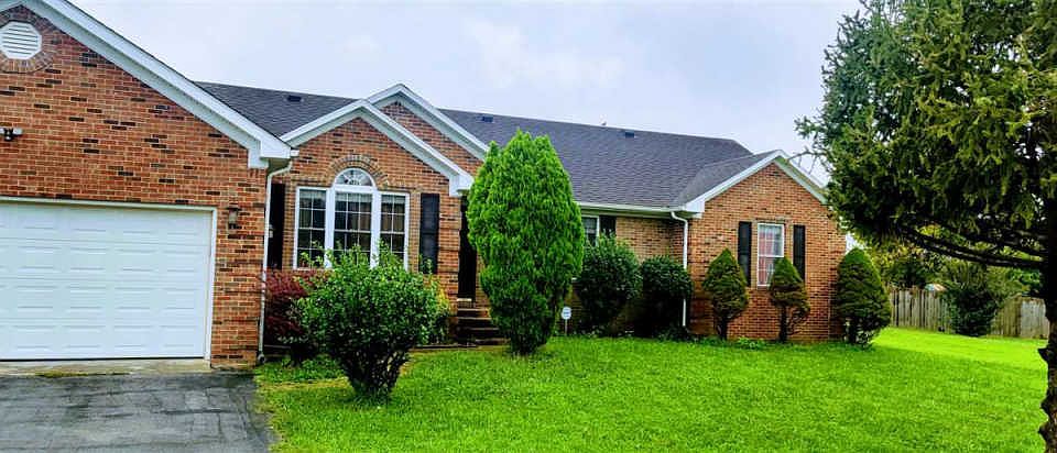 1st image of 304 Whispering Hills Blvd