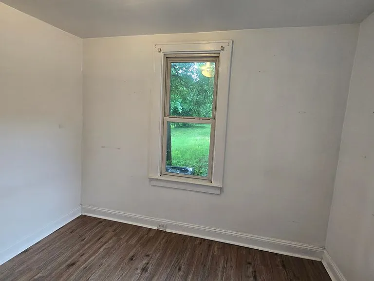 9109 Argyle Ave — Photo 10
