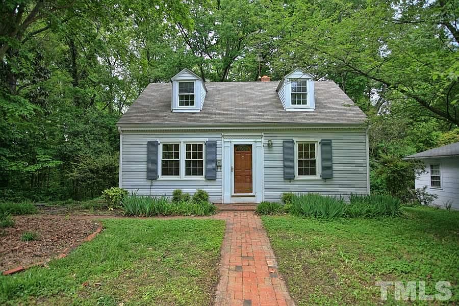 1st image of 106 W Woodridge Dr