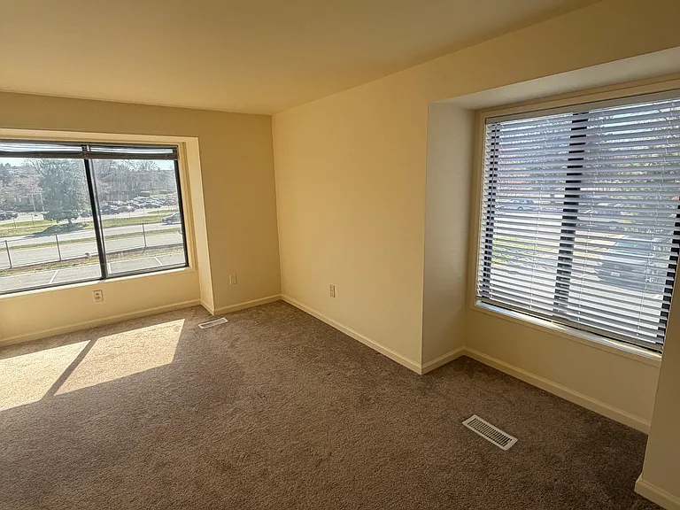 9709 Docena Dr — Photo 11