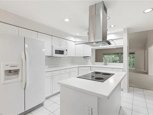203 Via Perignon #2-4, NAPLES, FL 34119