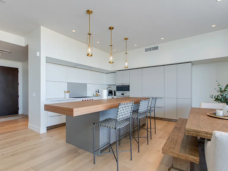 5000 N Camelback Ridge Dr #206 — Photo 22