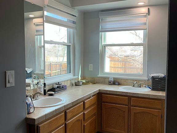 Master Bathroom with 2 sinks