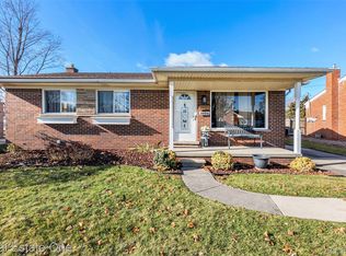 3906 Highview St, Trenton, MI 48183