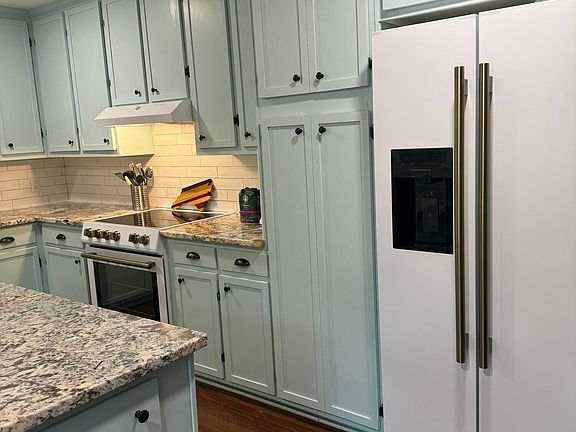 2nd image of 2808 Carpenter Pond Rd