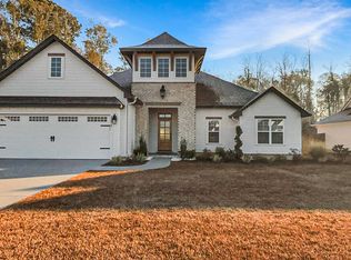 191 Orvis Ln, Hahira, GA 31632