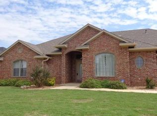 1000 Sheryl Ln, Altus, OK 73521