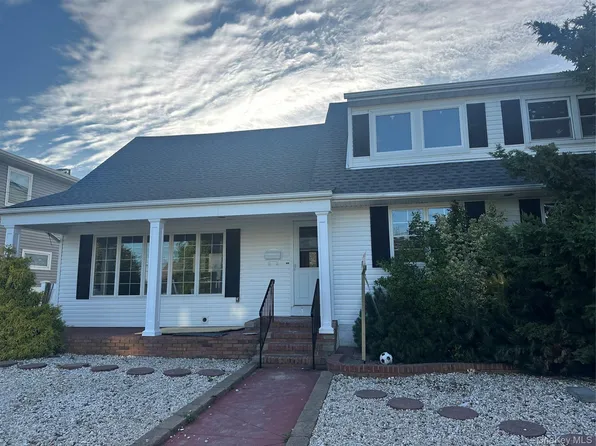 4146 new york Avenue, Island Park, NY 11558