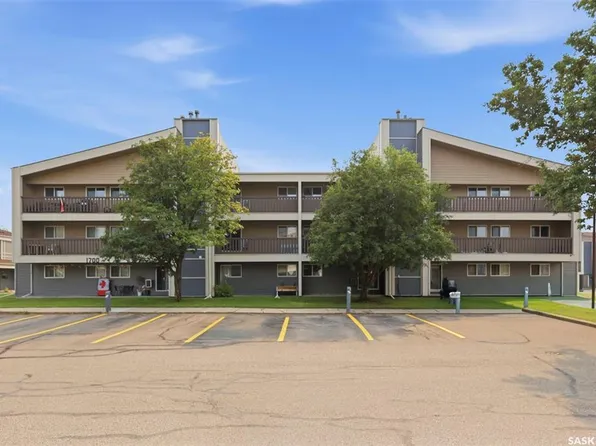 UNIT 1724-425 115th STREET E, Saskatoon, SK S7N 2E5