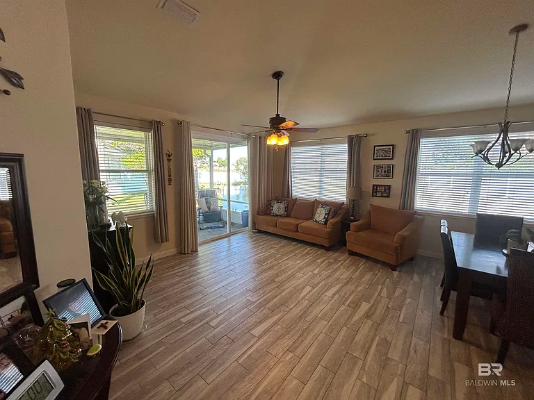 25343 Windward Lakes Ave — Photo 3